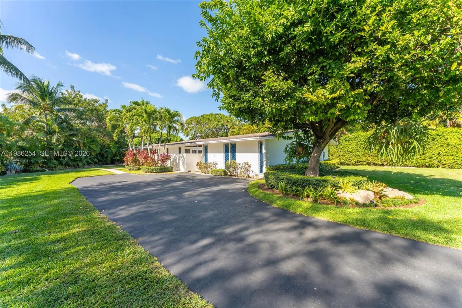 12950 SW 67th Ave, Pinecrest FL 33156