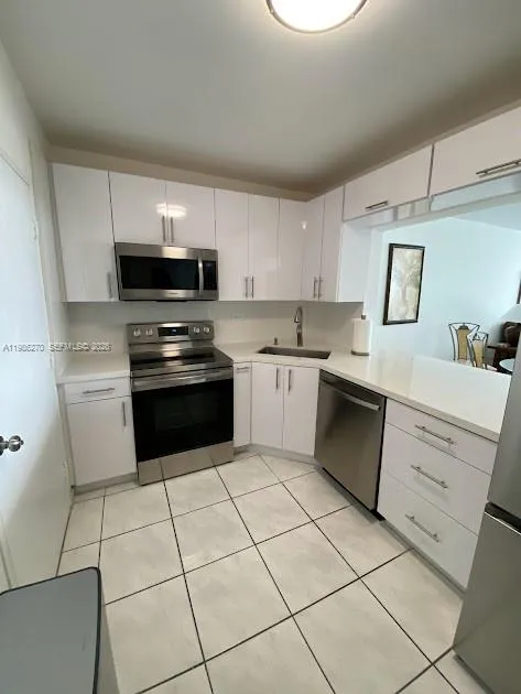 5601 Collins Ave # 1524, Miami Beach FL 33140
