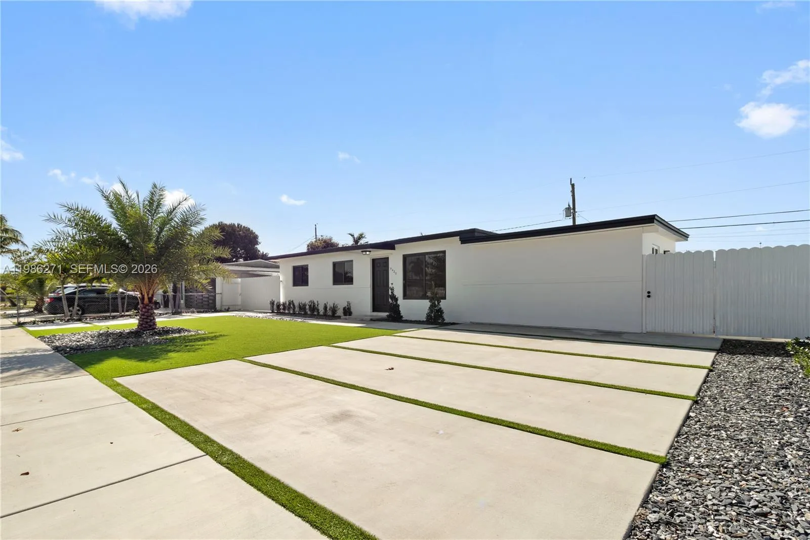 5420 NW 182nd St, Miami Gardens FL 33055