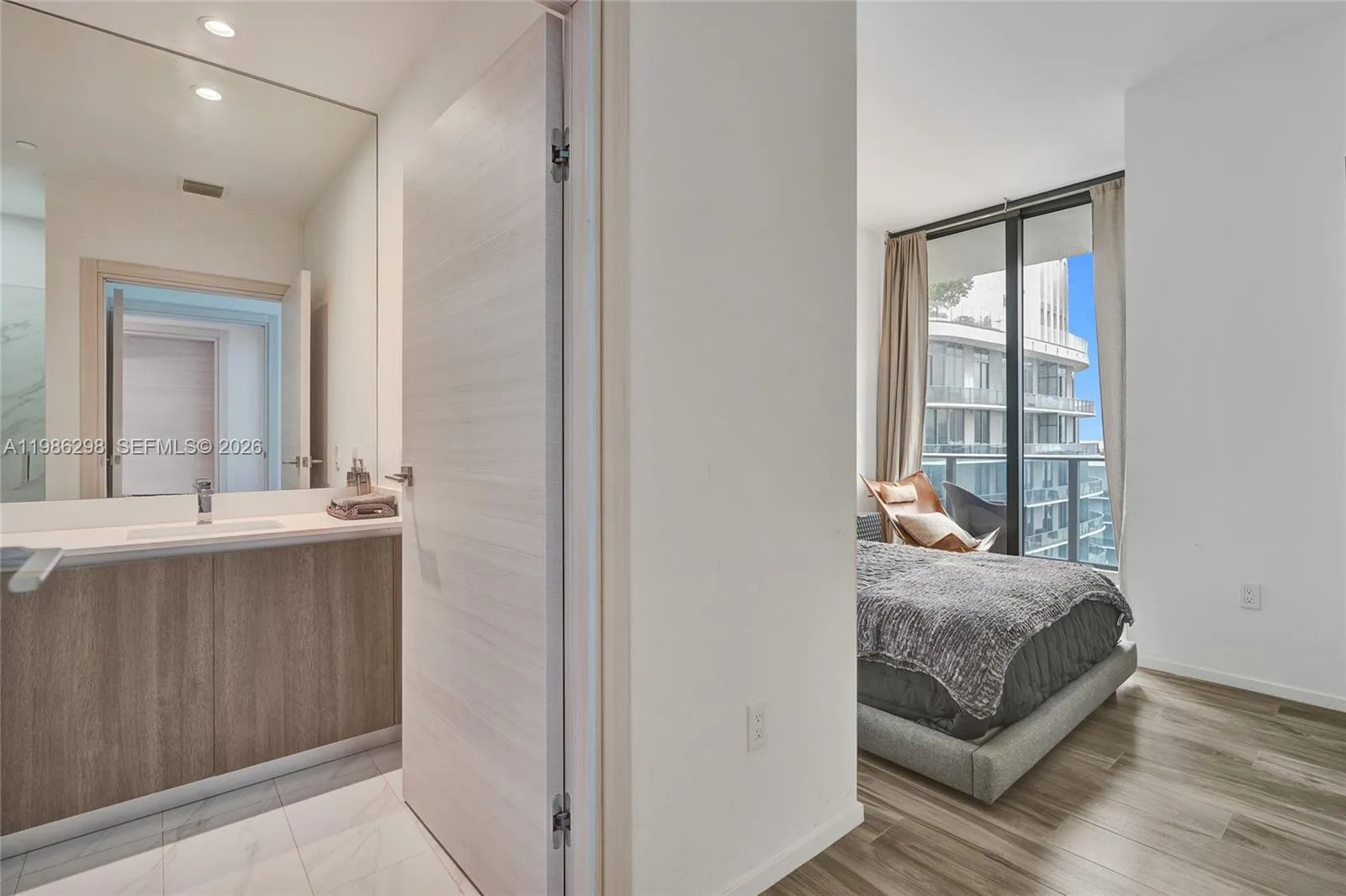 801 S Miami Ave # 4901, Miami FL 33130