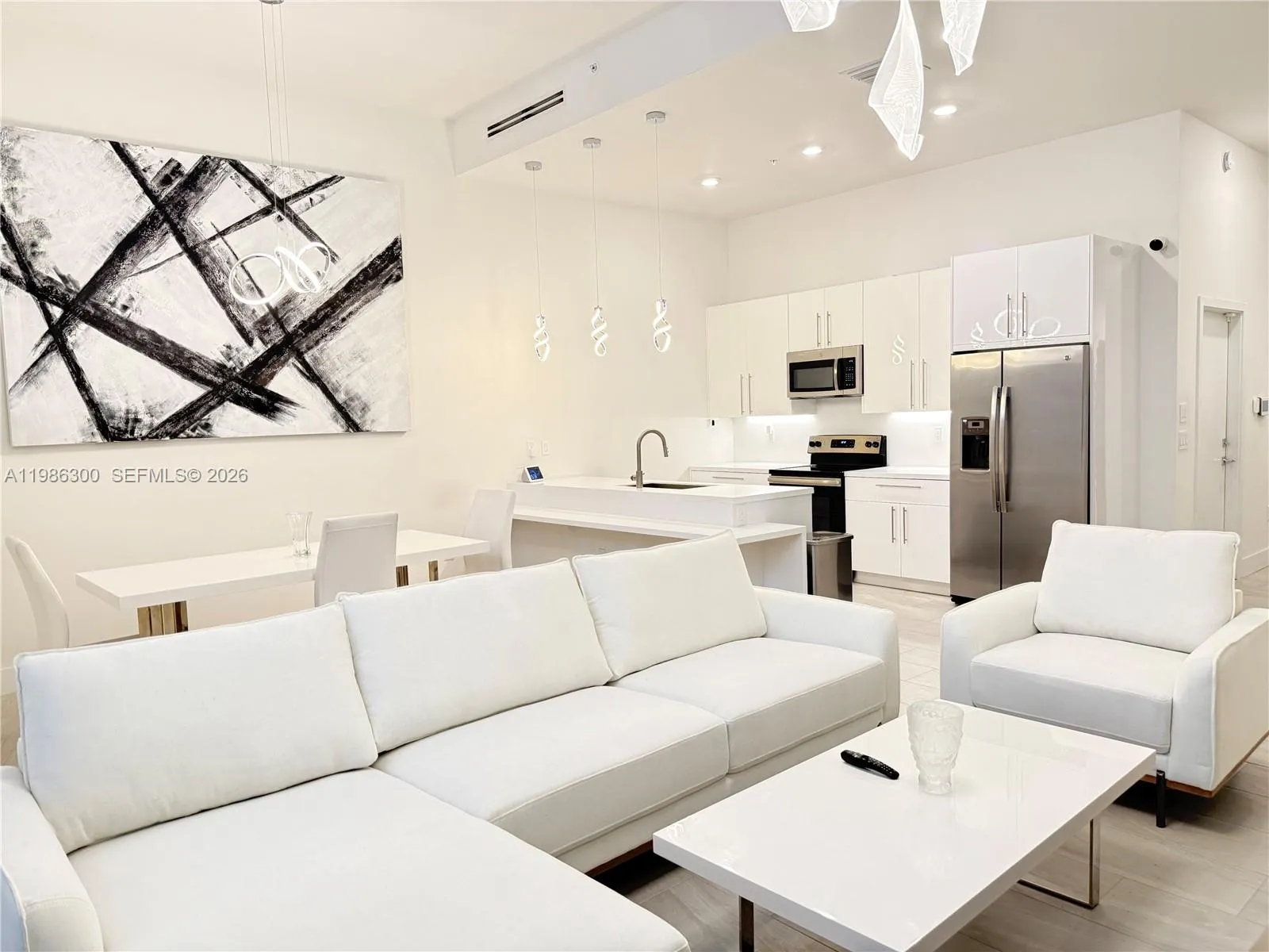 4393 NW 9th St, Plantation FL 33317