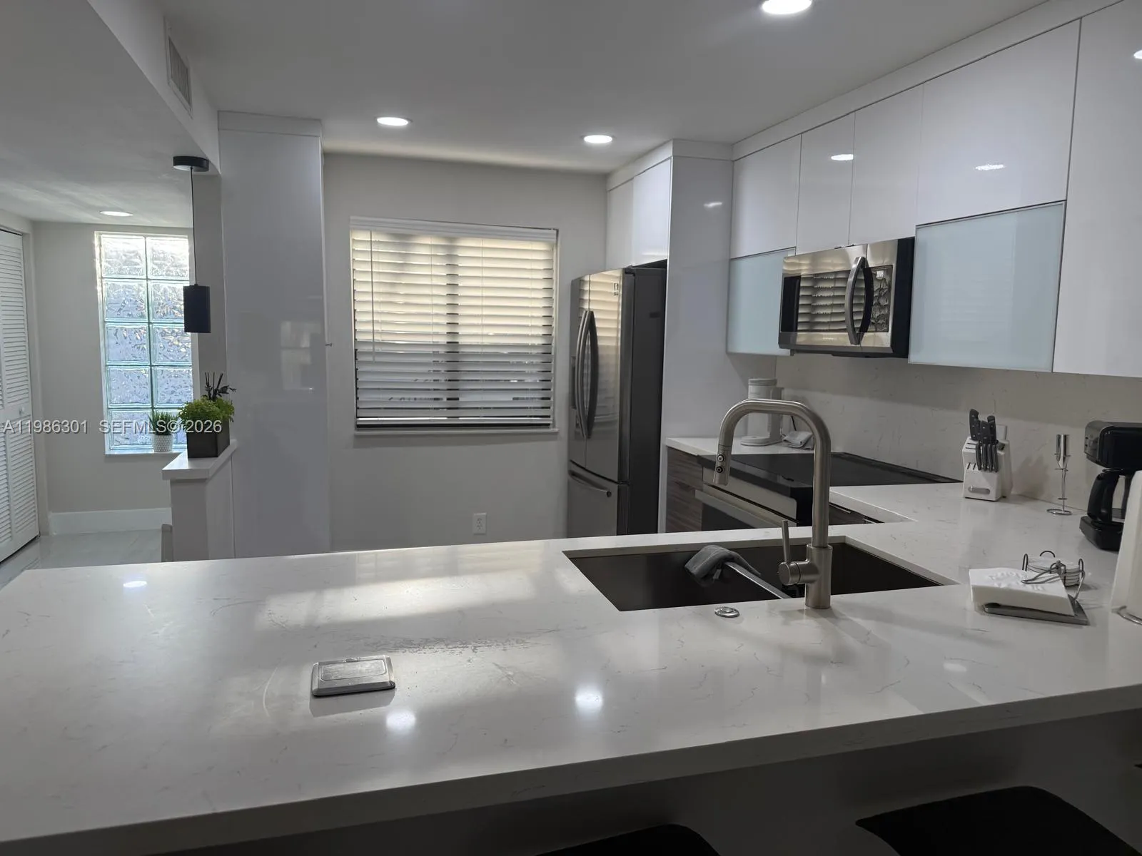 436 Lakeview Dr # 205, Weston FL 33326