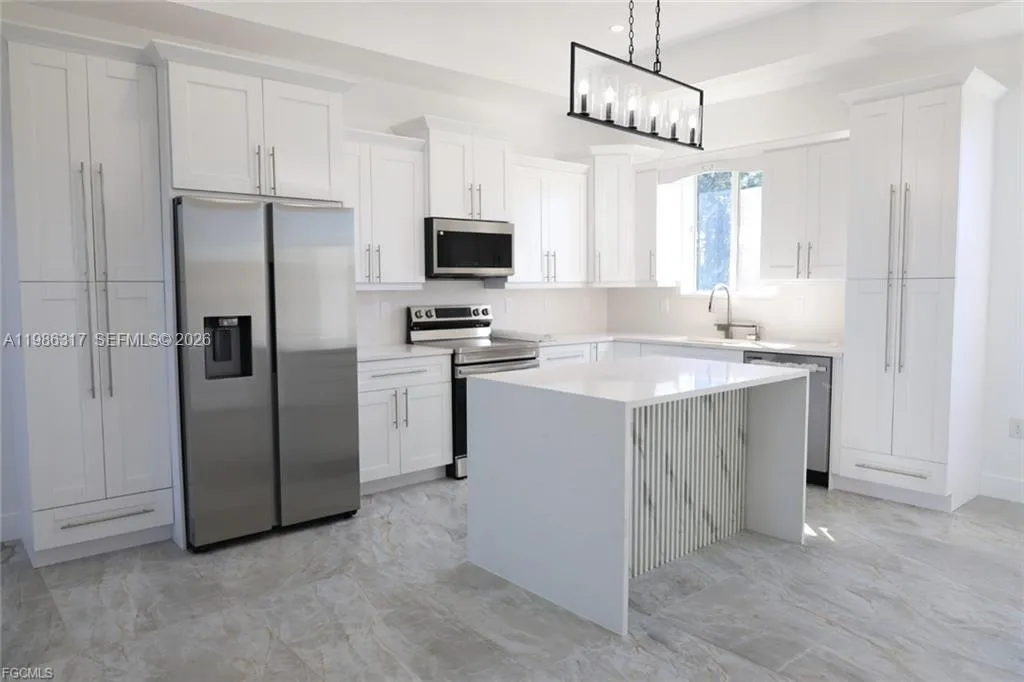 114 PRESTON ST, Lehigh Acres FL 33974