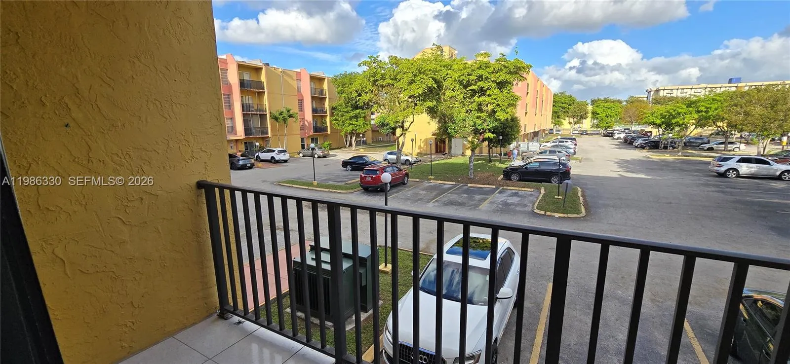 4805 NW 7th St # 15, Miami FL 33126