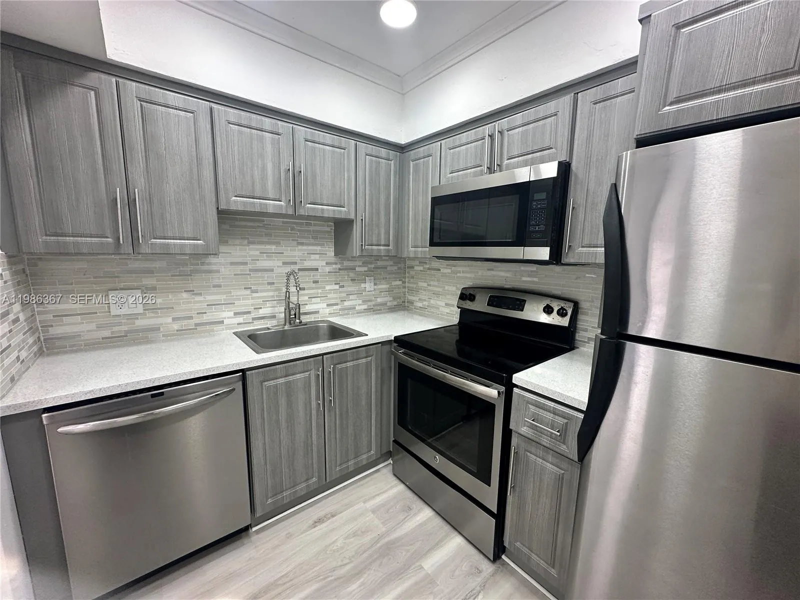 13984 NE 2nd Ct # 3, Miami FL 33161