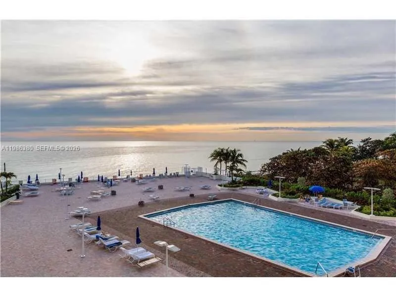 3180 S Ocean Dr # 506, Hallandale Beach FL 33009