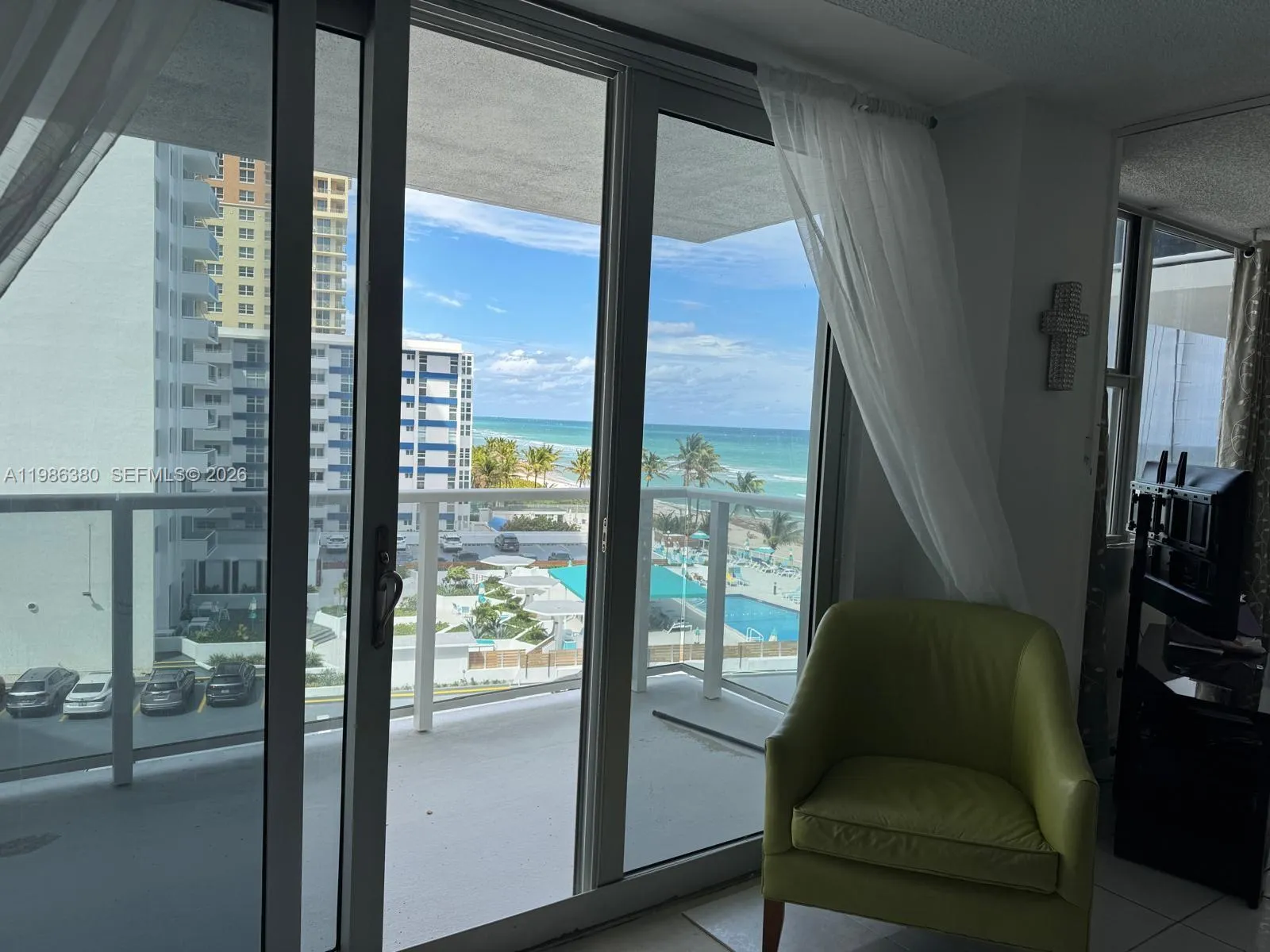 3180 S Ocean Dr # 506, Hallandale Beach FL 33009