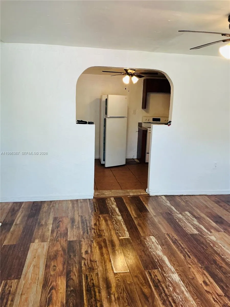 6014 SW 38th St, Miramar FL 33023