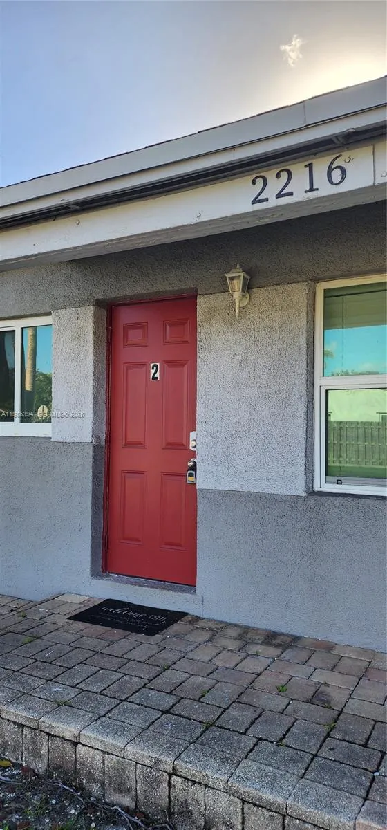 2214 N 25th Ave # 2, Hollywood FL 33020