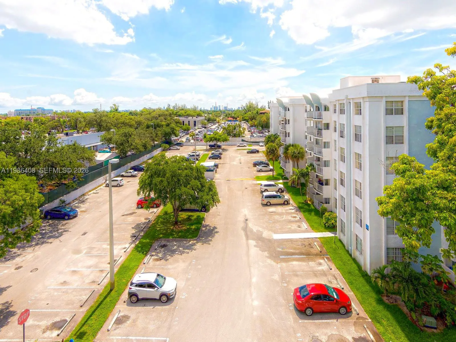 484 NW 165th St Rd # 412, Miami FL 33169