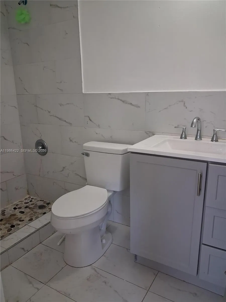 5796 SW 5th St # A, Miami FL 33144