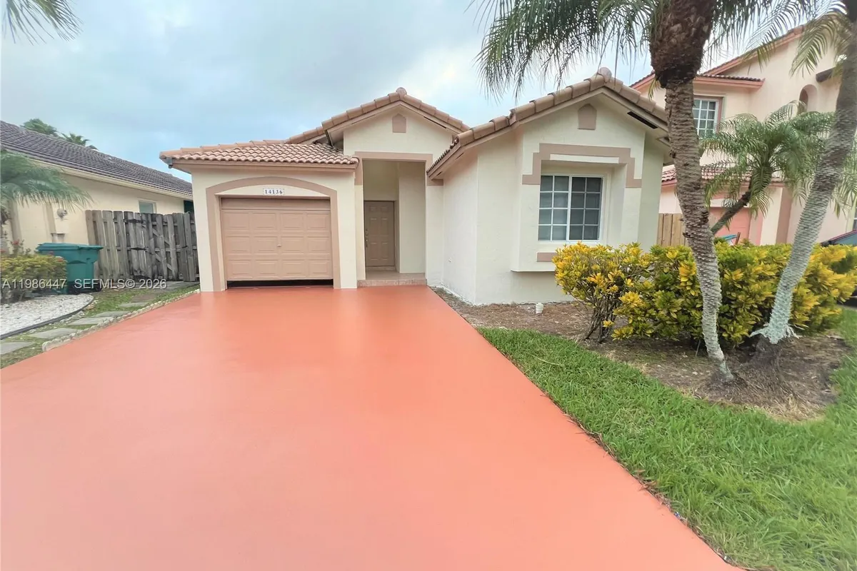 14136 SW 149th Pl, Miami FL 33196