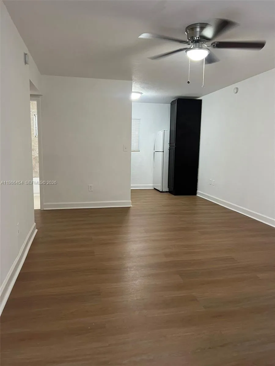 180 NE 71st St # 2, Miami FL 33138