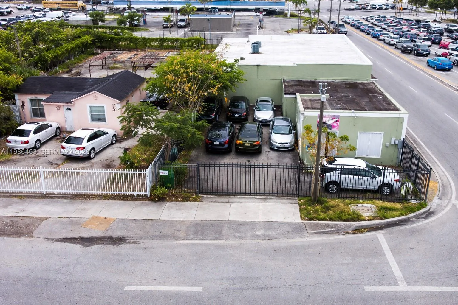 2618 NW 103rd St, Miami FL 33147