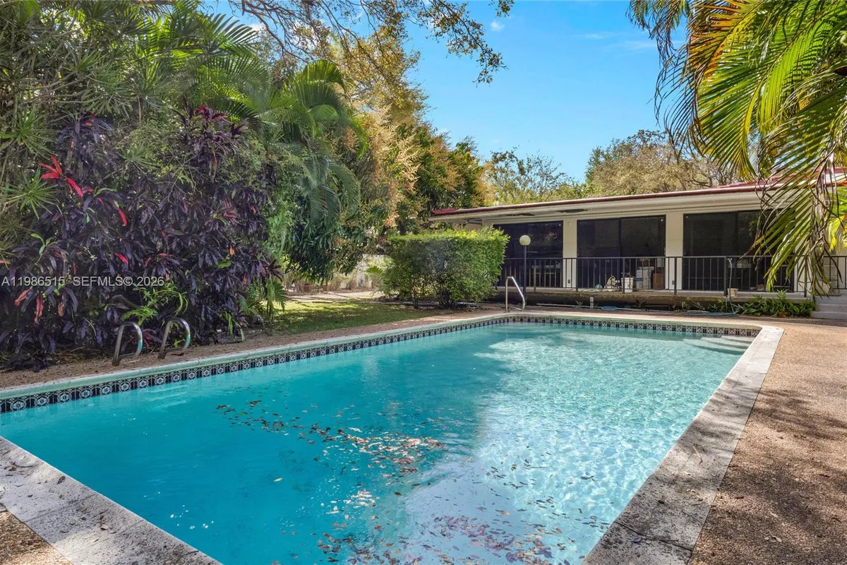 731 San Juan Dr, Coral Gables FL 33143