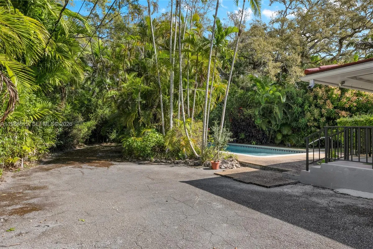 731 San Juan Dr, Coral Gables FL 33143