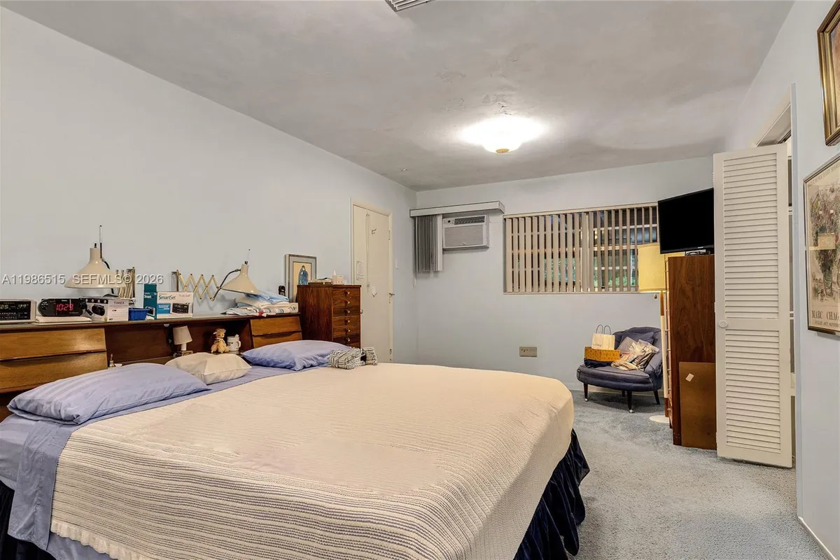 731 San Juan Dr, Coral Gables FL 33143