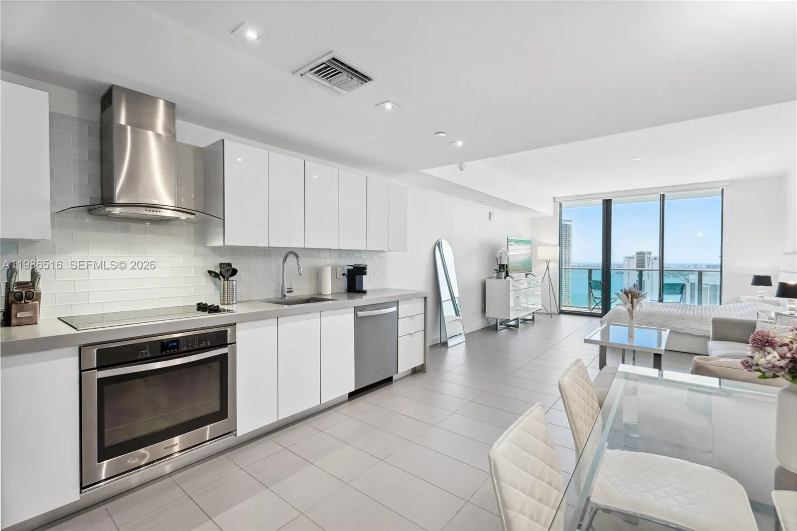 1600 NE 1st Ave # 3303, Miami FL 33132