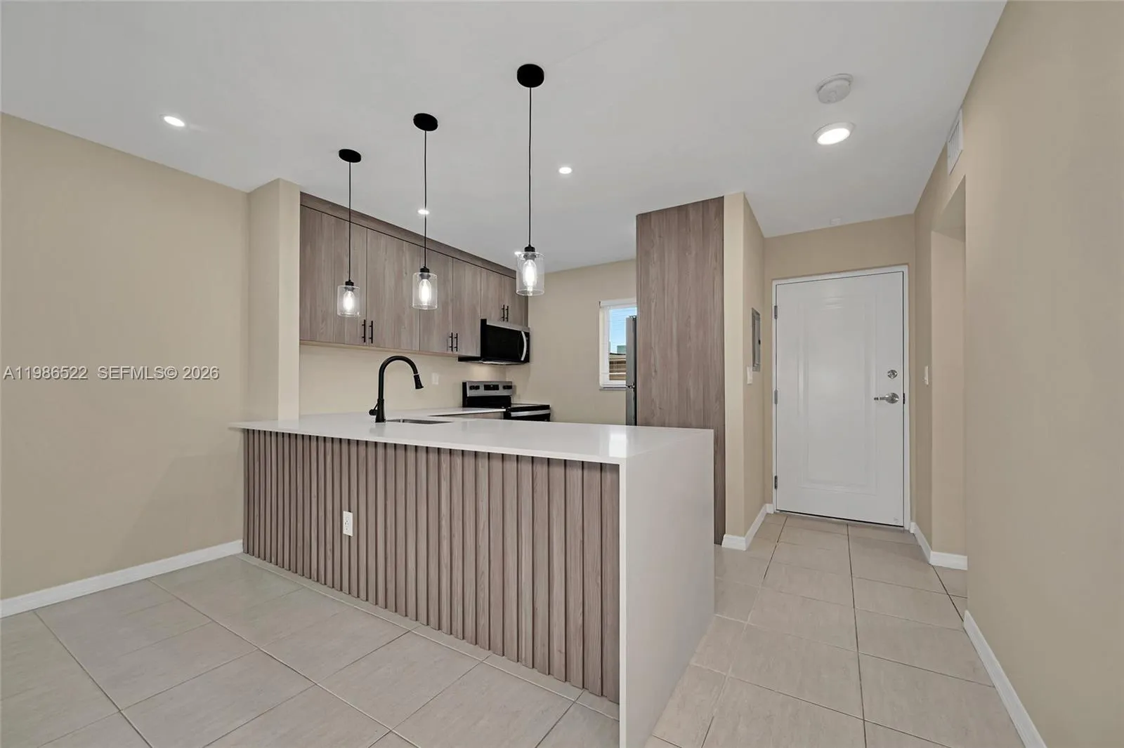 7732 Camino Real # F403, Miami FL 33143