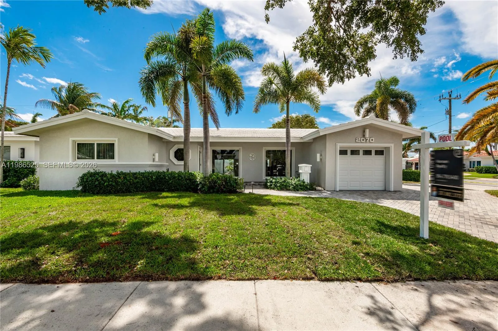 2070 NE 65th St, Fort Lauderdale FL 33308