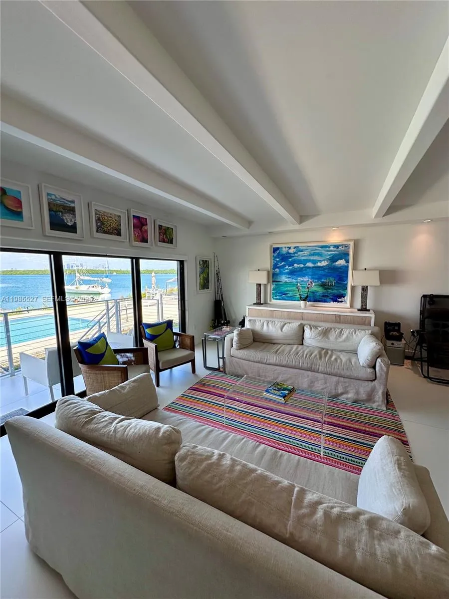 166 HARBOR DR # 6B, Key Biscayne FL 33149