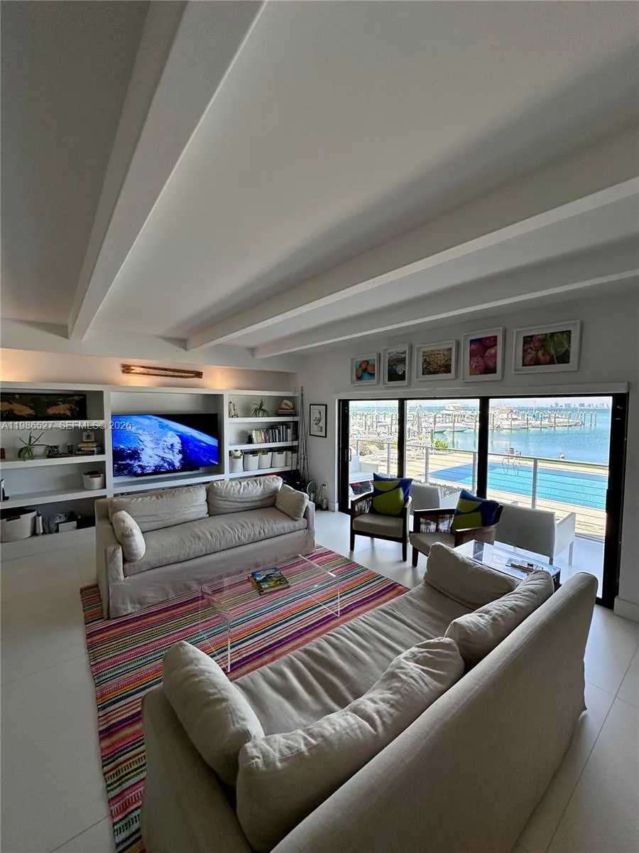 166 HARBOR DR # 6B, Key Biscayne FL 33149