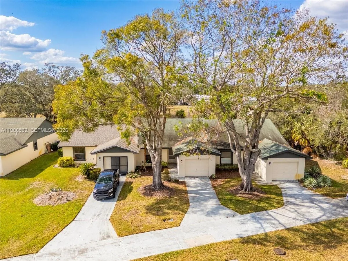 30 BUCK CIRCLE, Other City - In The State Of Florida FL 33844