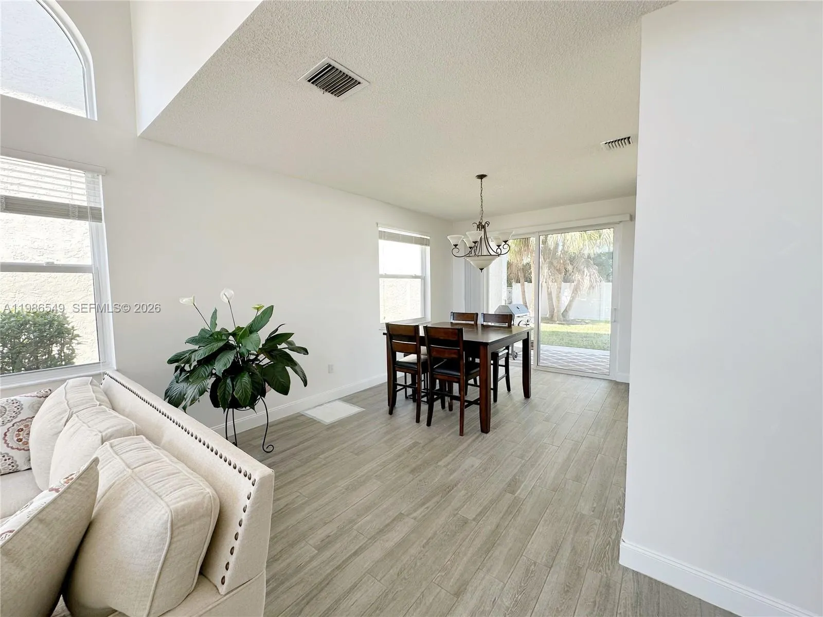 15973 NW 16th Ct, Pembroke Pines FL 33028