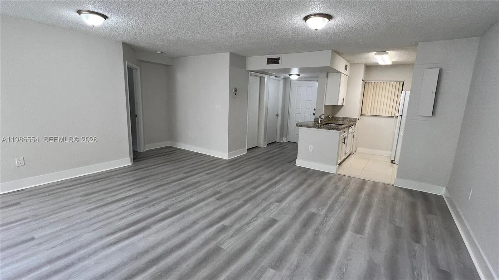 2831 N Oakland Forest Dr # 112, Oakland Park FL 33309