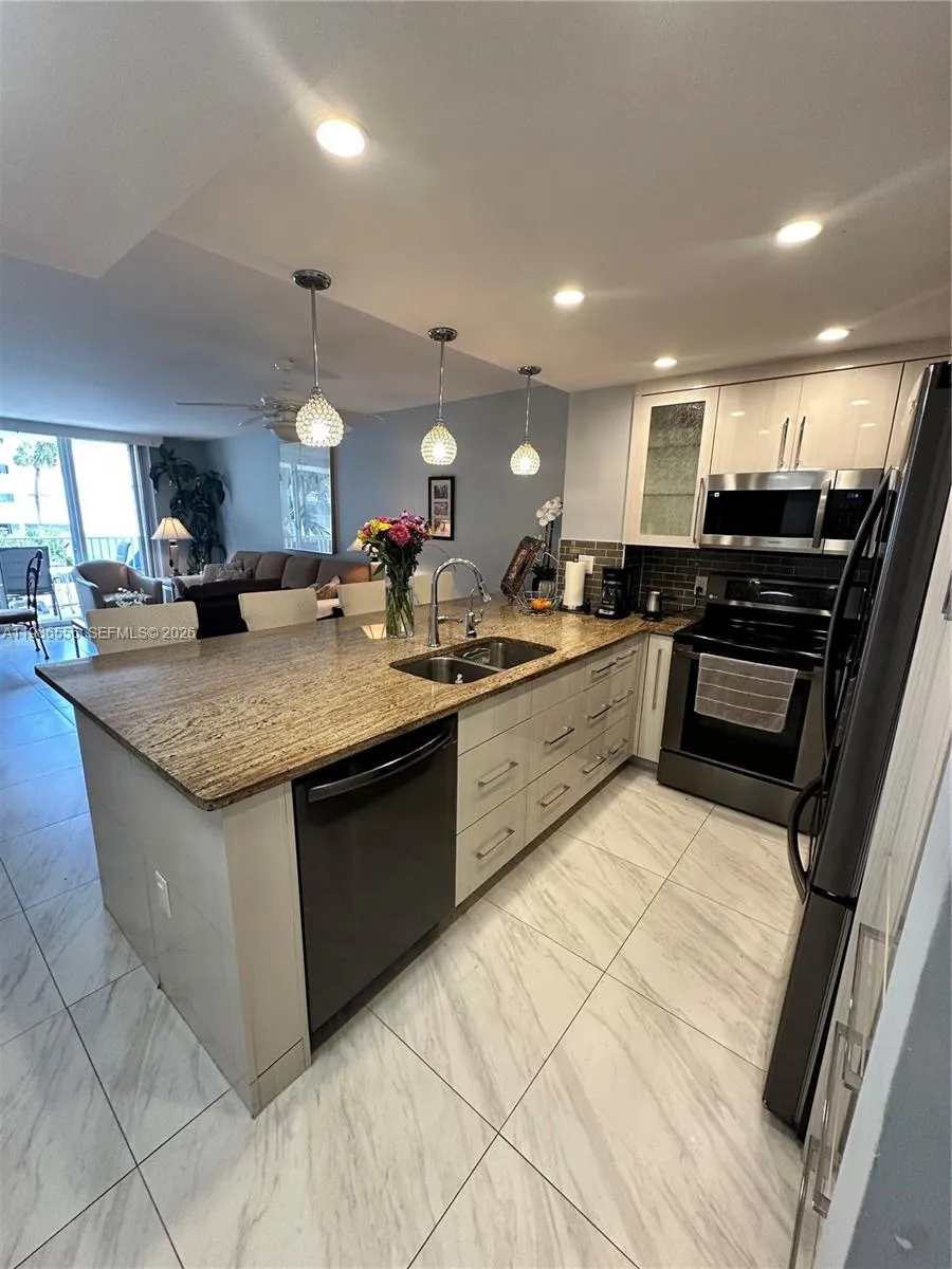 3540 S Ocean Blvd # 216, South Palm Beach FL 33480