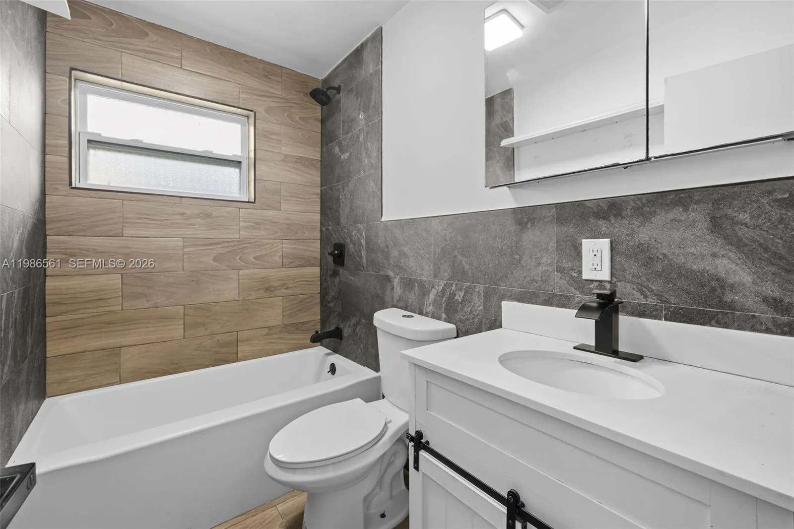 1443 NW 34th St # 1443, Miami FL 33142