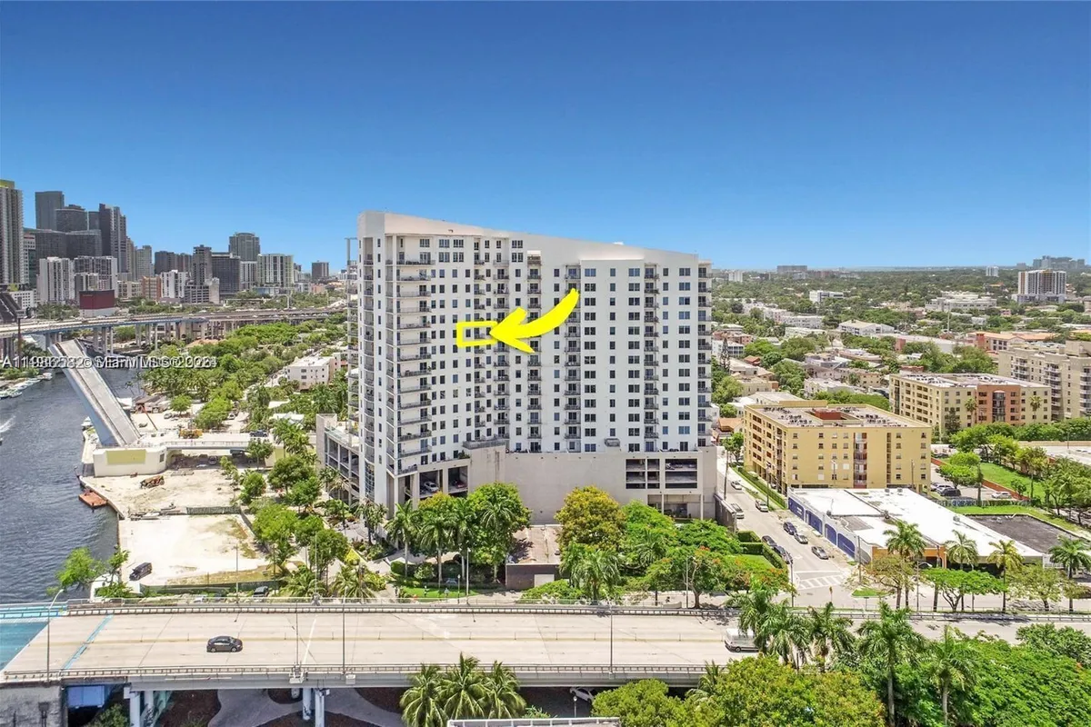 10 SW South River Dr # 1505, Miami FL 33130