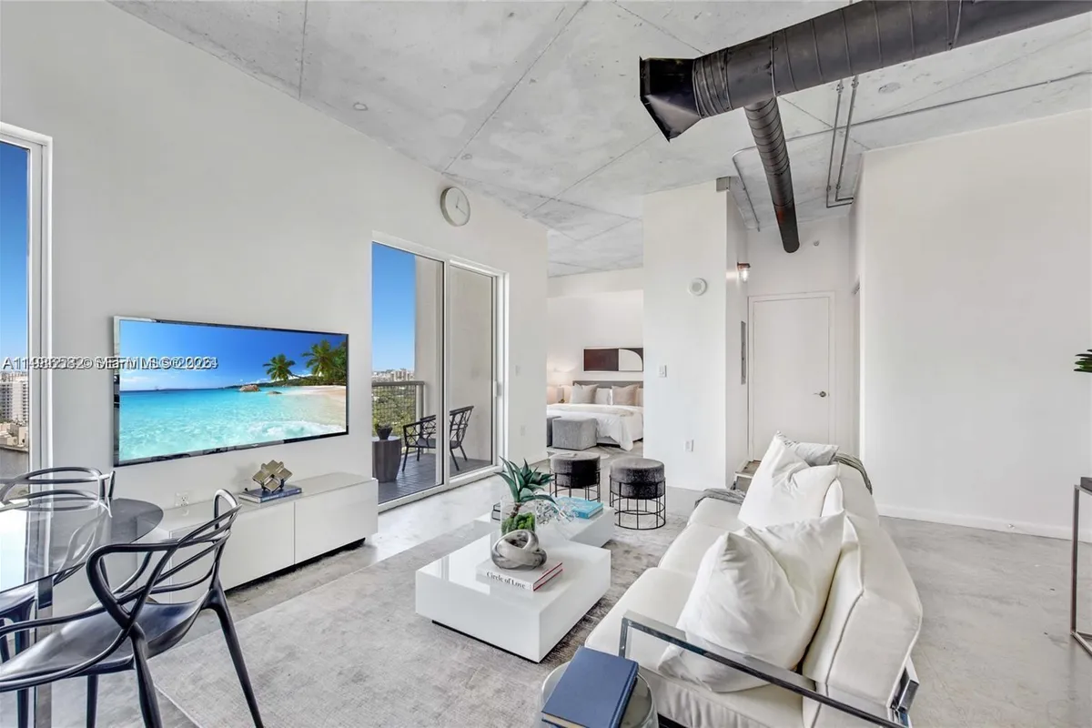 10 SW South River Dr # 1505, Miami FL 33130