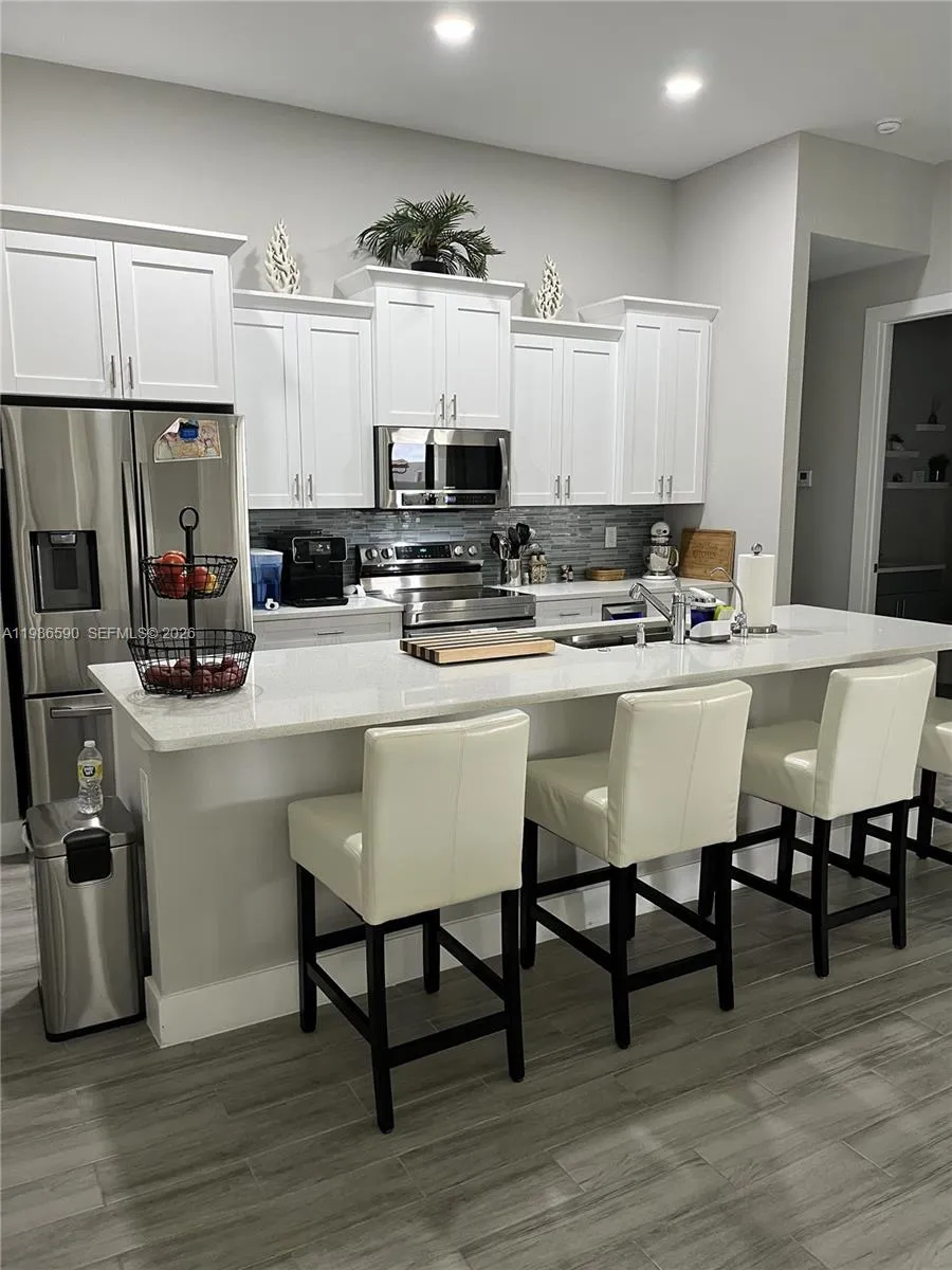 2701 NW, Cape Coral FL 33993