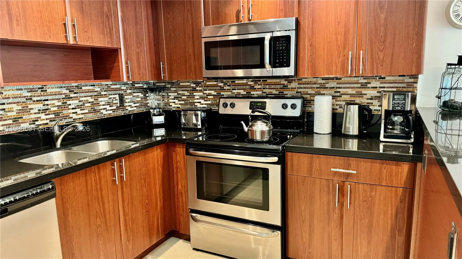 19370 Collins Ave # 204, Sunny Isles Beach FL 33160