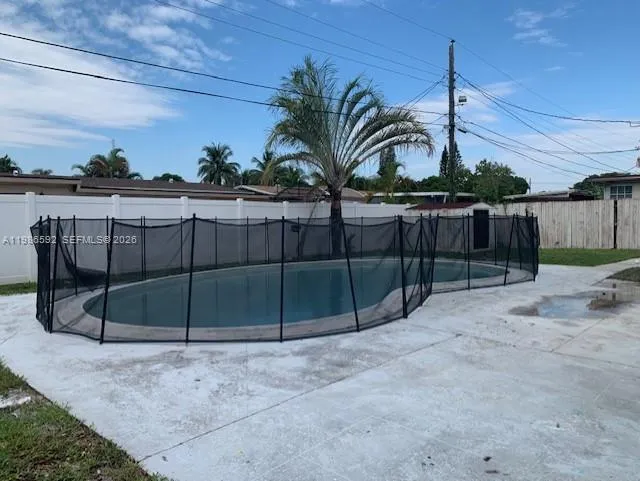 4930 NW 13th St, Lauderhill FL 33313