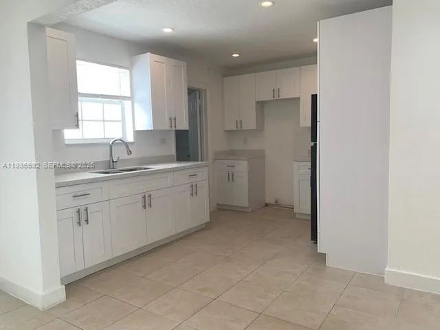 4930 NW 13th St, Lauderhill FL 33313