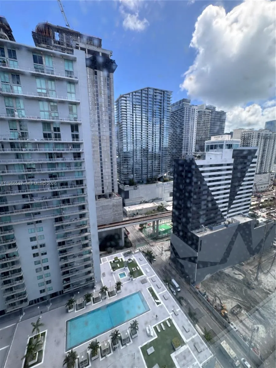 175 SW 7th St # 2205, Miami FL 33130