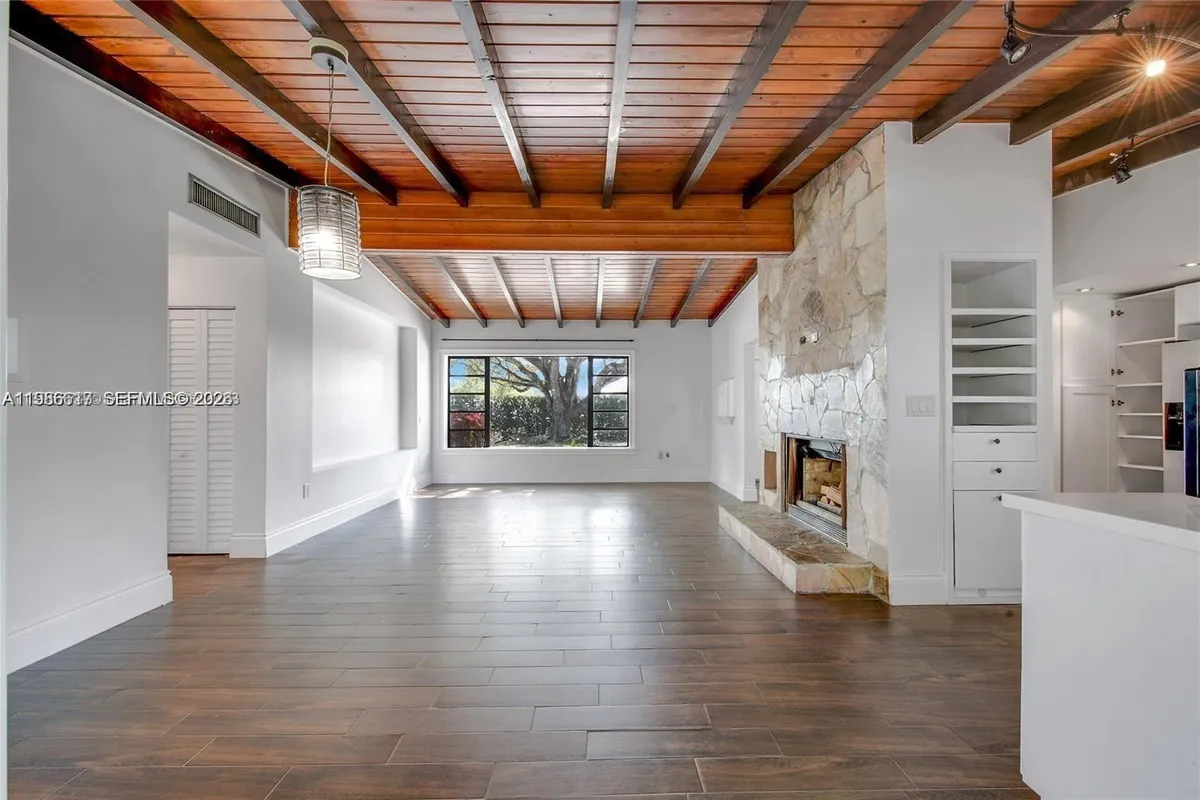 9005 SW 56th St # 0, Miami FL 33165