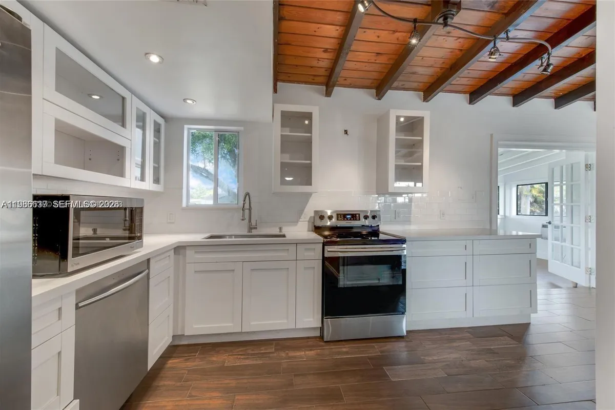 9005 SW 56th St # 0, Miami FL 33165