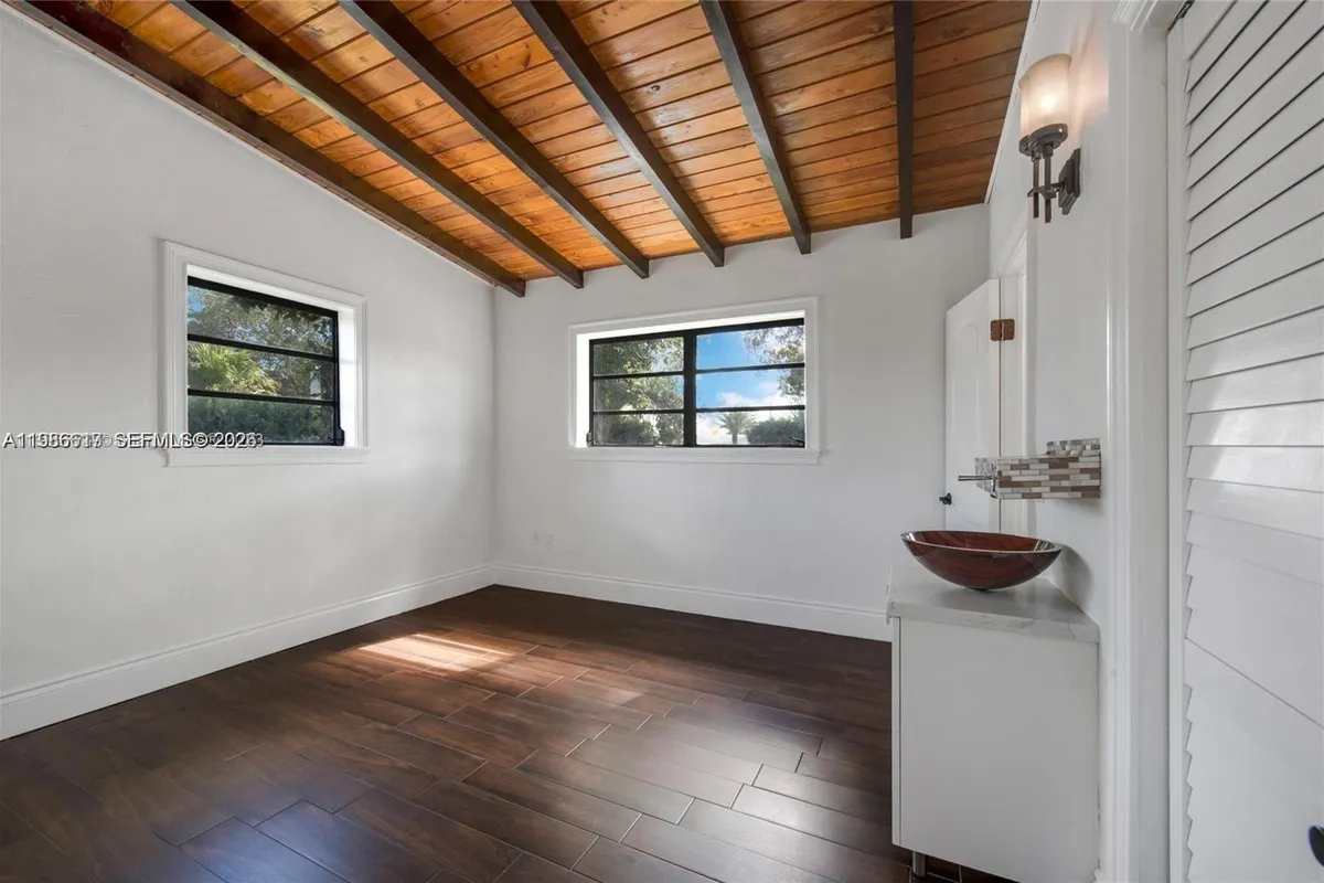 9005 SW 56th St # 0, Miami FL 33165