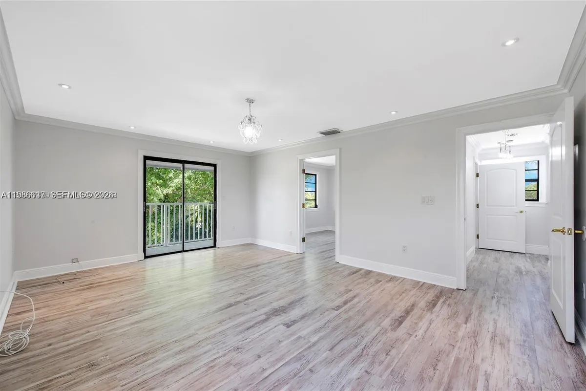 9005 SW 56th St # 0, Miami FL 33165