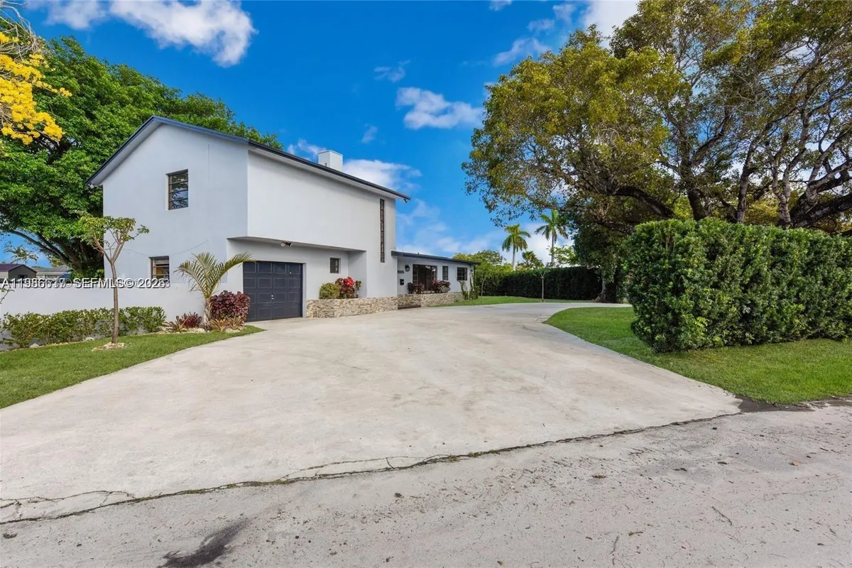 9005 SW 56th St # 0, Miami FL 33165