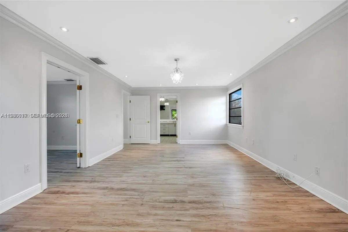 9005 SW 56th St # 0, Miami FL 33165