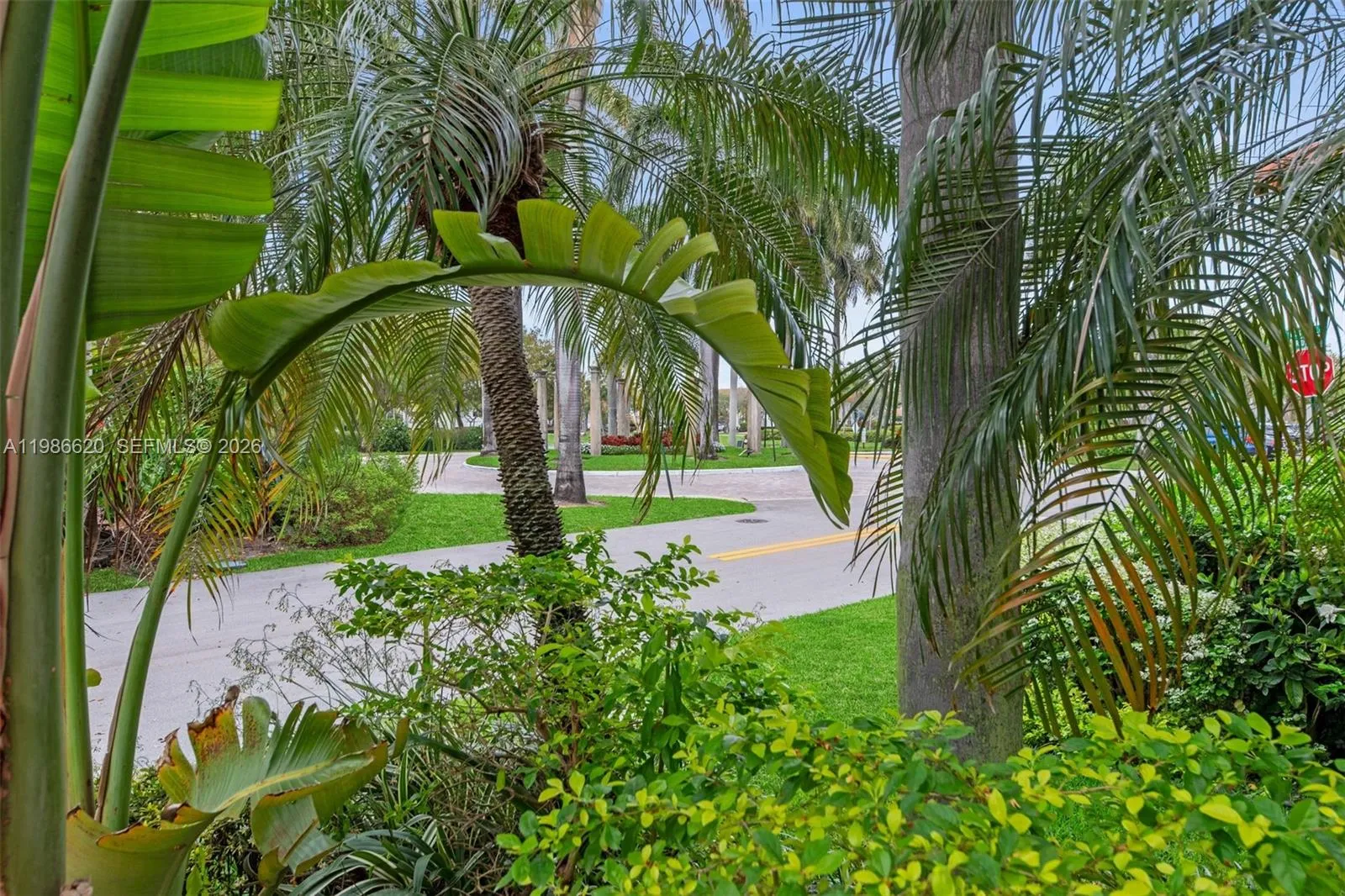 1104 Redwood St, Hollywood FL 33019