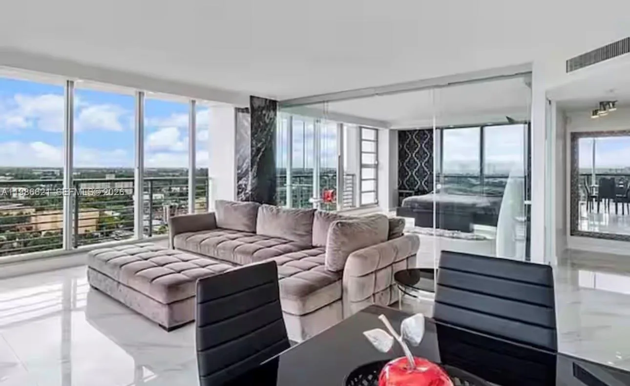 1720 Harrison St # 15A, Hollywood FL 33020