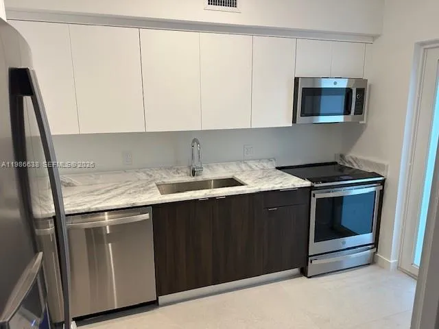 738 Biltmore Way # 4, Coral Gables FL 33134