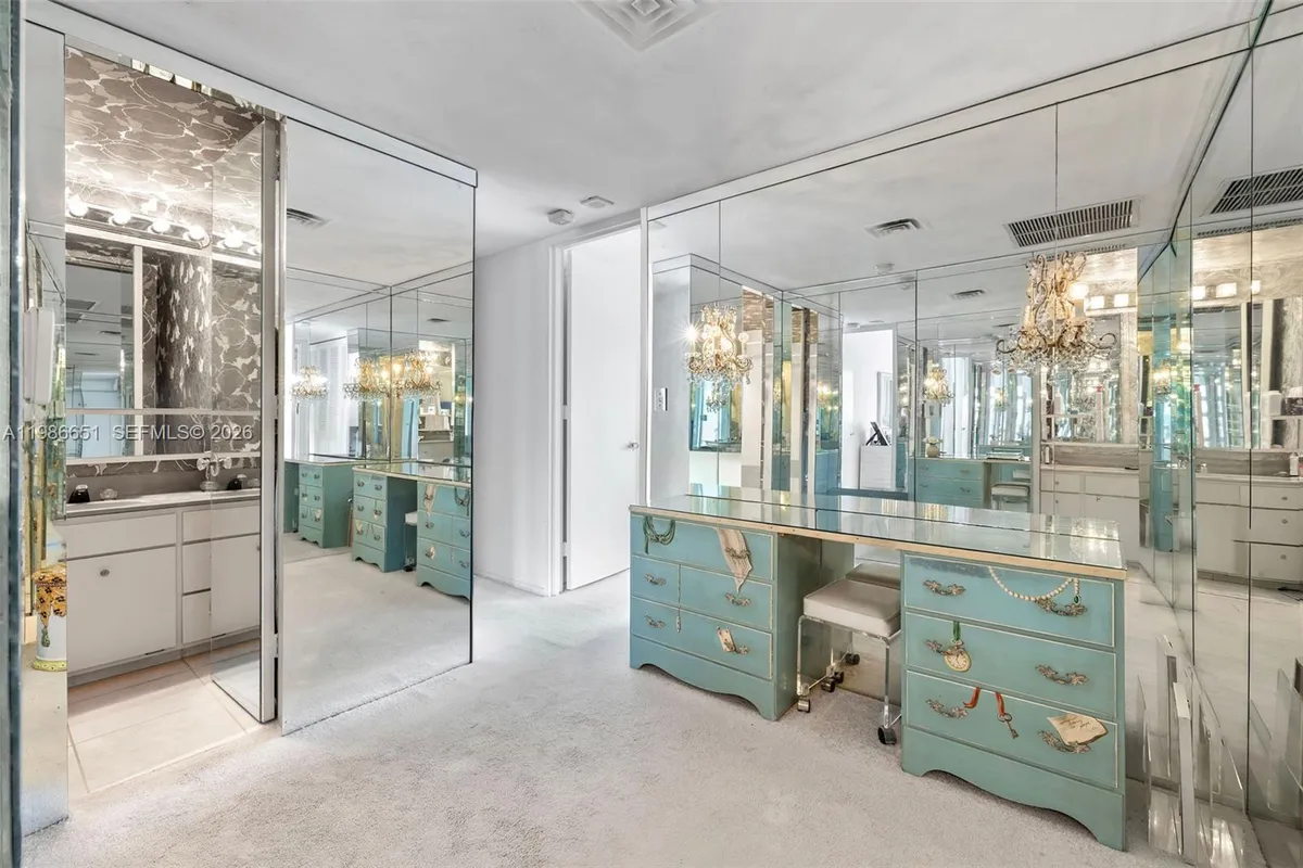 5055 Collins Ave # 5M, Miami Beach FL 33140