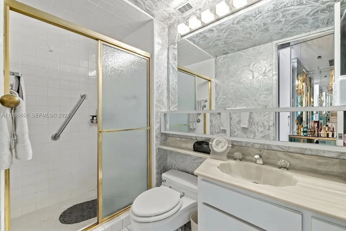 5055 Collins Ave # 5M, Miami Beach FL 33140