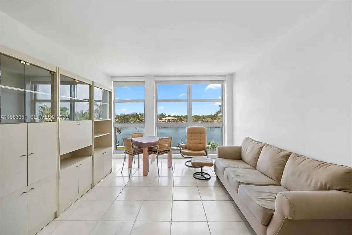 5055 Collins Ave # 5M, Miami Beach FL 33140